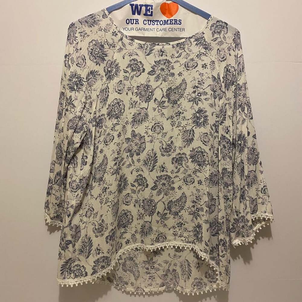 PaperMoon Floral 3/4 Sleeve Blouse White and Blue with White Crochet Lace Trim